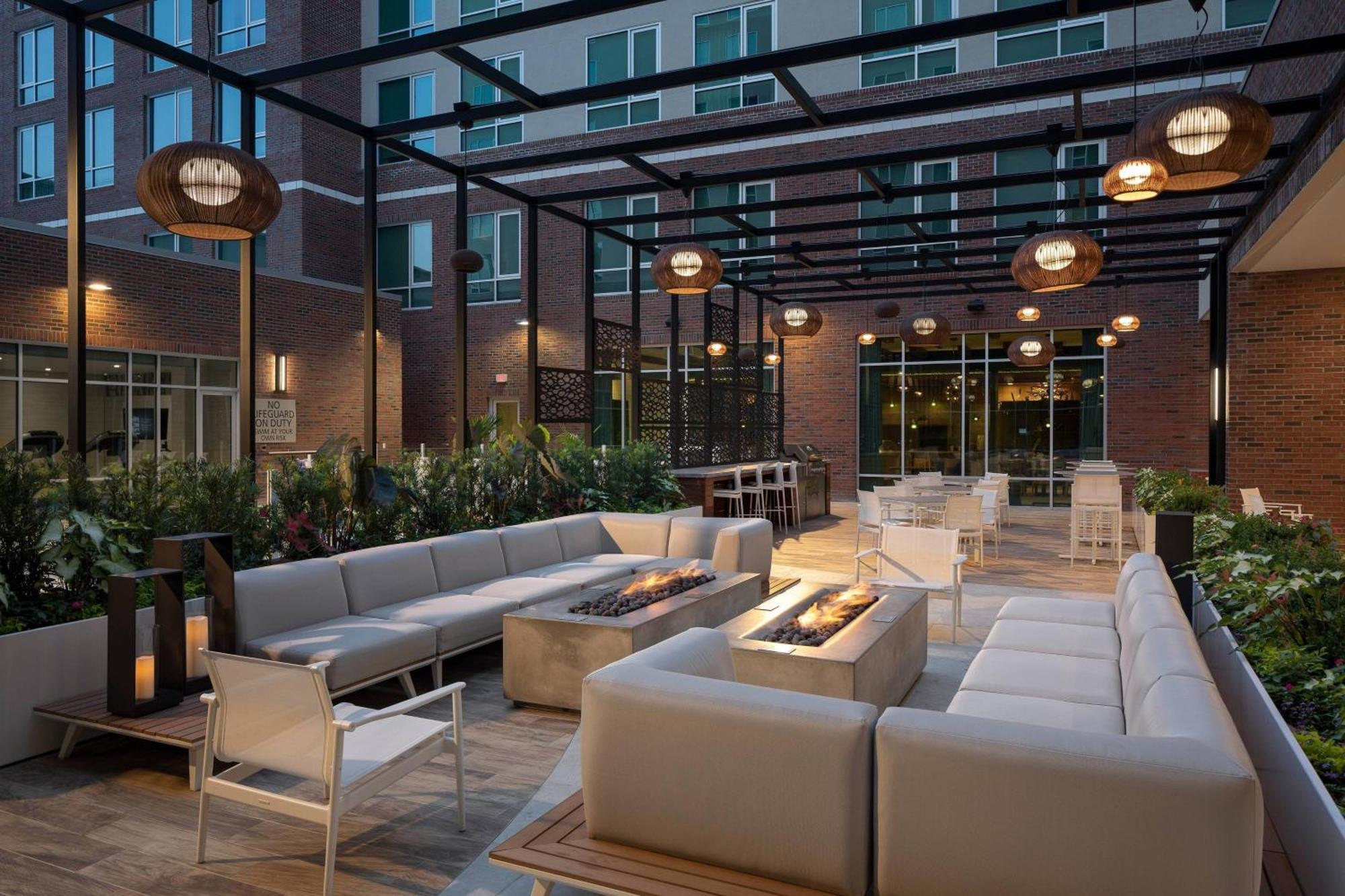 Springhill Suites By Marriott Greenville Downtown Екстер'єр фото
