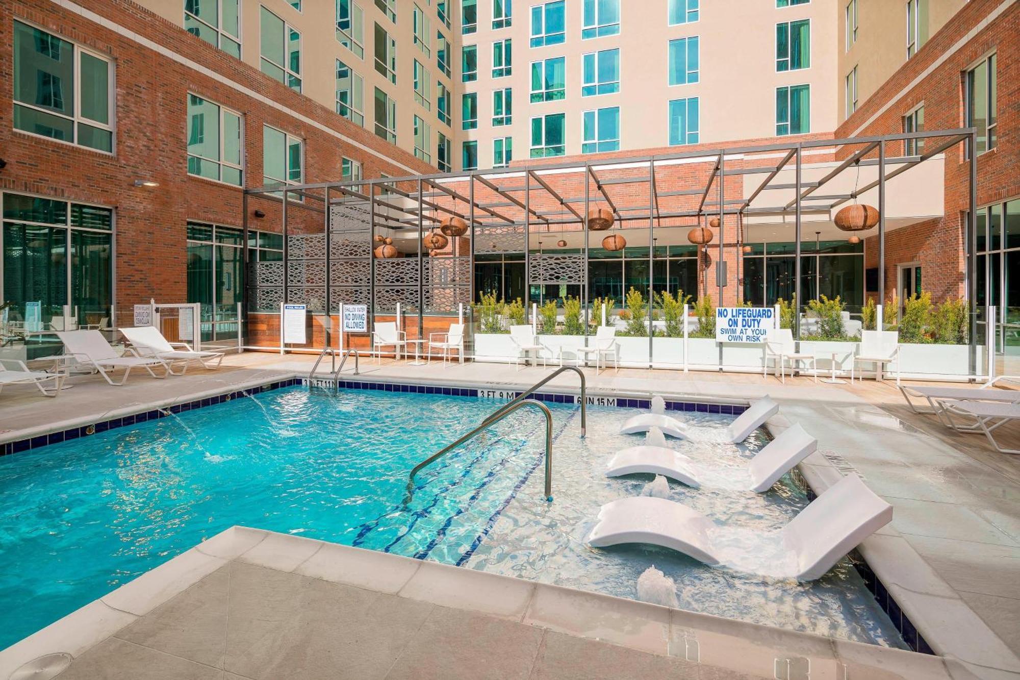 Springhill Suites By Marriott Greenville Downtown Екстер'єр фото