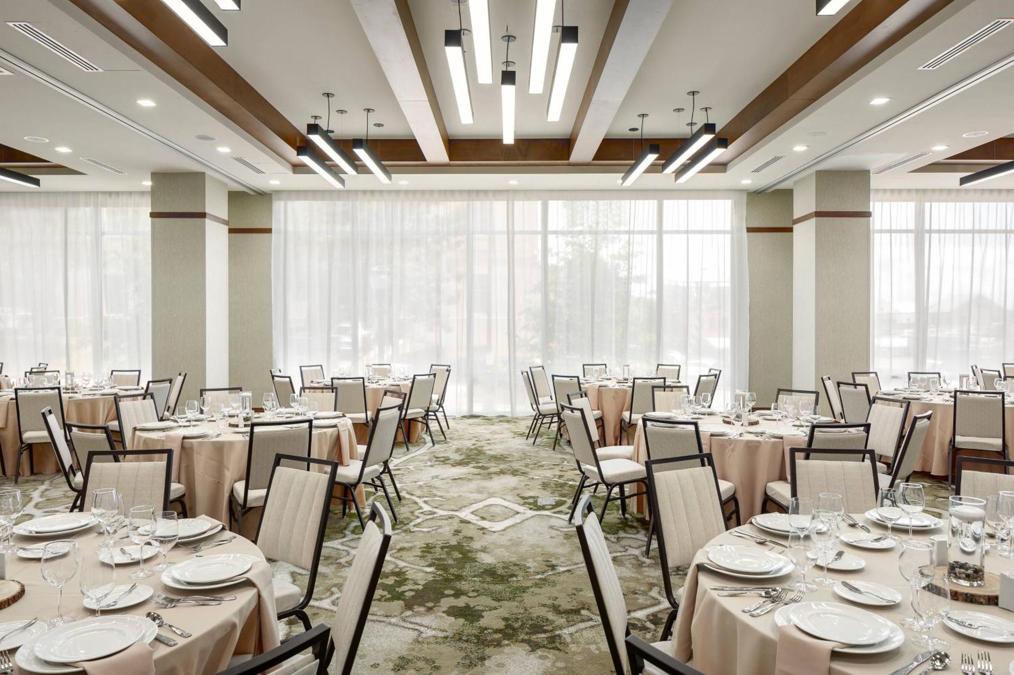 Springhill Suites By Marriott Greenville Downtown Екстер'єр фото