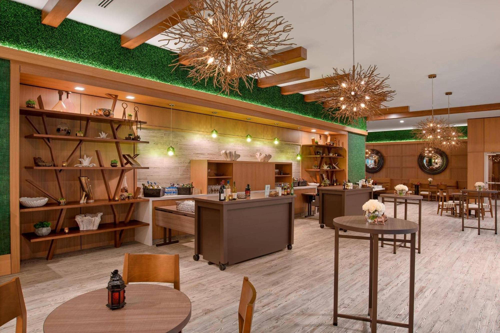 Springhill Suites By Marriott Greenville Downtown Екстер'єр фото
