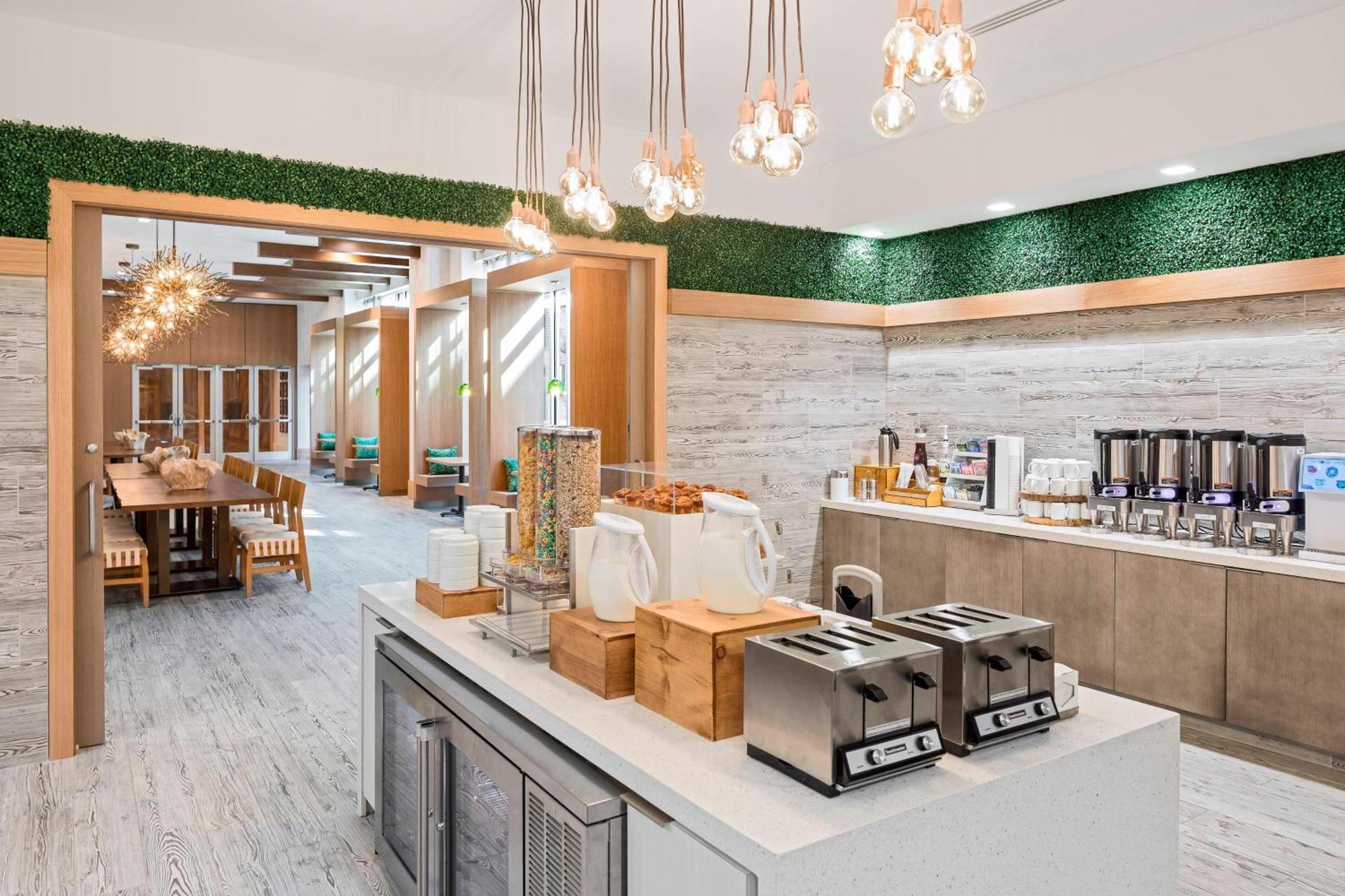Springhill Suites By Marriott Greenville Downtown Екстер'єр фото