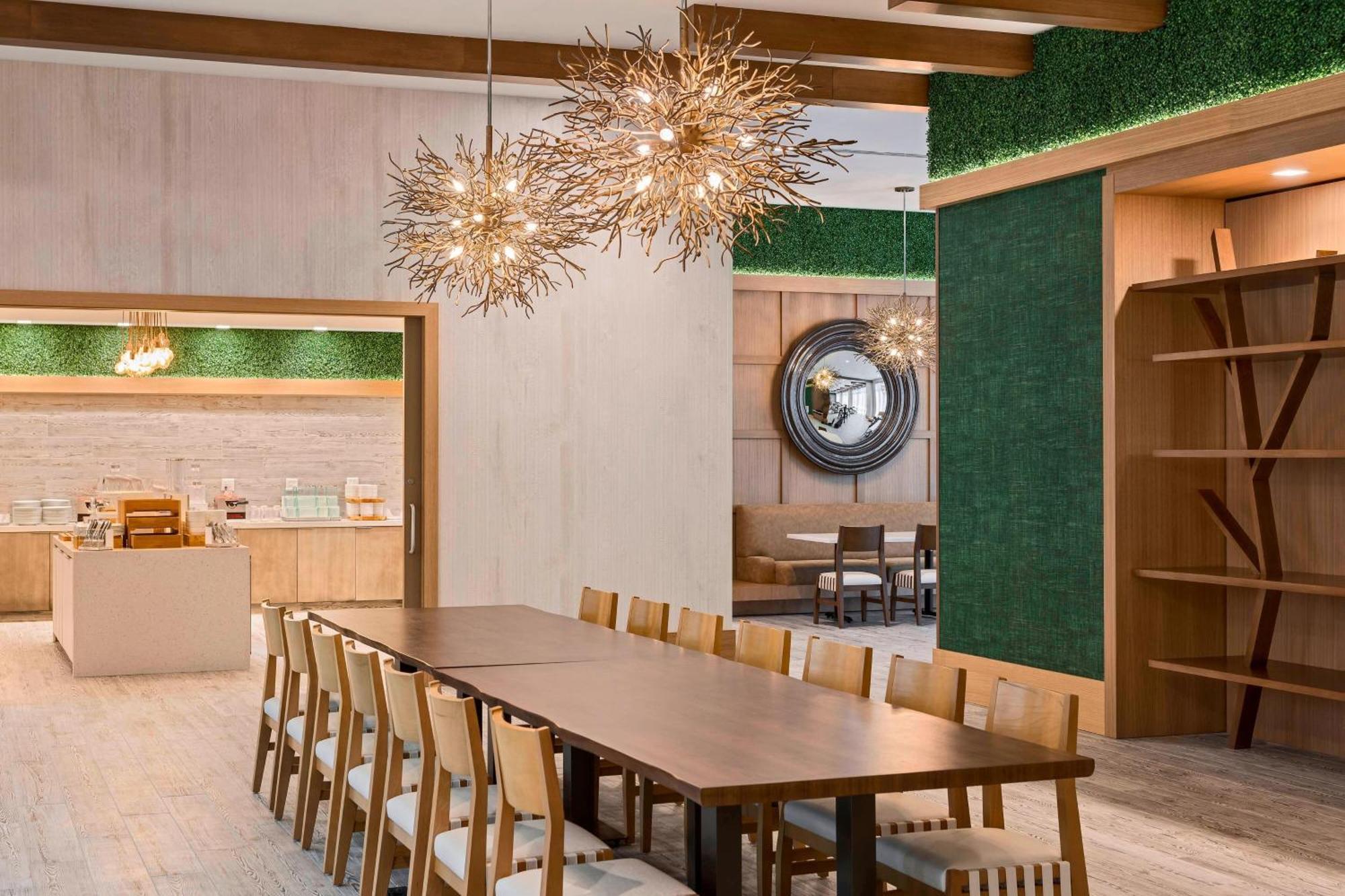 Springhill Suites By Marriott Greenville Downtown Екстер'єр фото