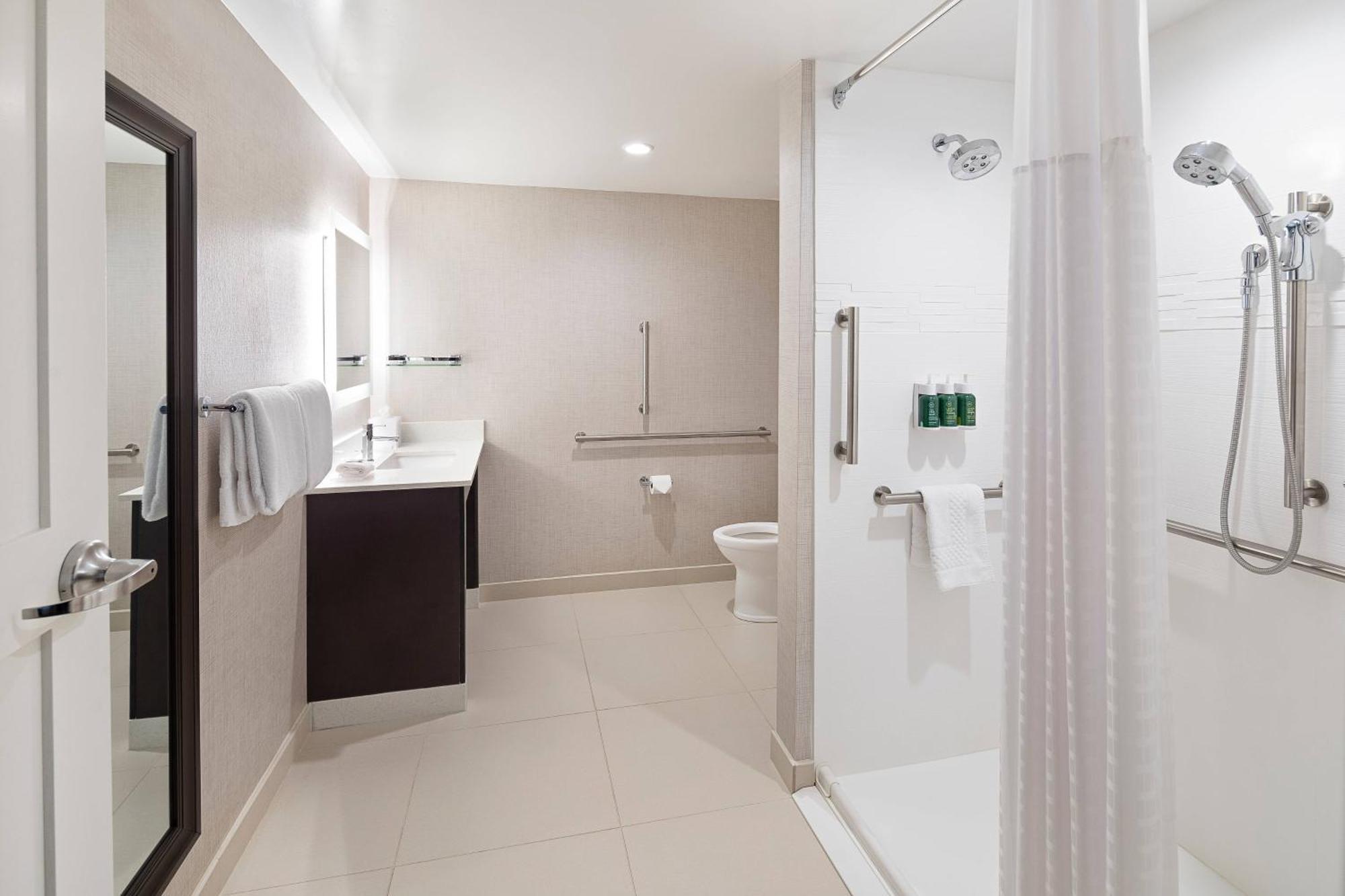 Springhill Suites By Marriott Greenville Downtown Екстер'єр фото